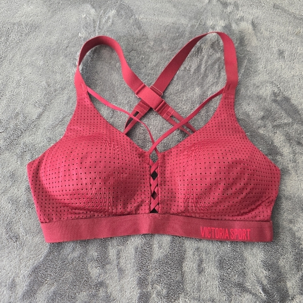 Victoria's Secret Victoria Sport Lightweight Sports Bra Size 32C